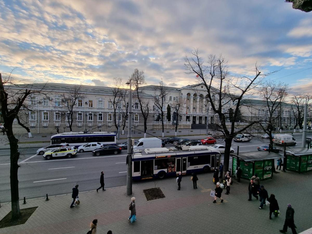 Grand Ultracentral Apartments Stefan Cel Mare In The Heart Of Chisinau Luaran gambar