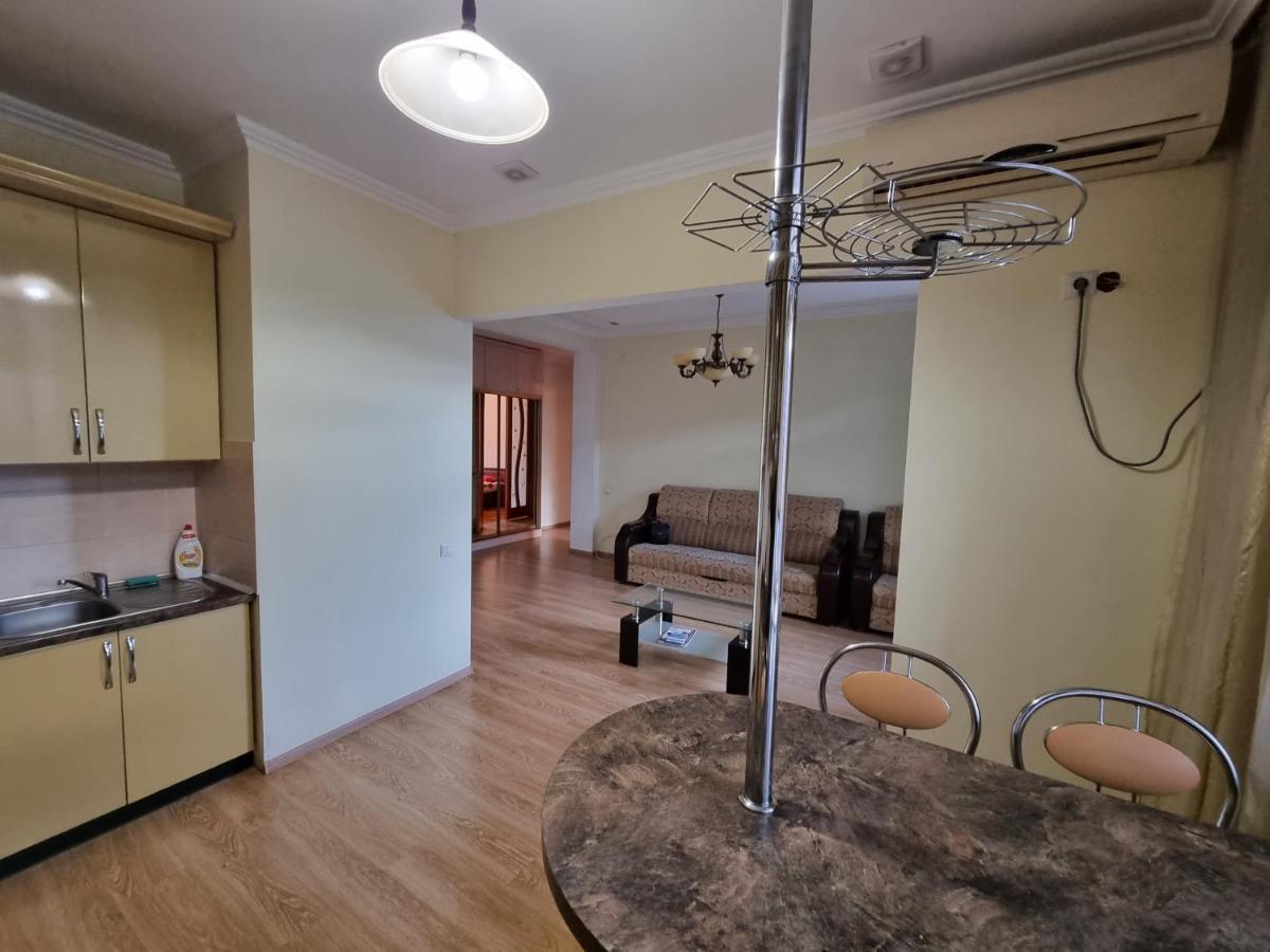 Grand Ultracentral Apartments Stefan Cel Mare In The Heart Of Chisinau Luaran gambar