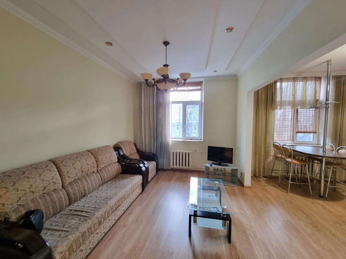 Grand Ultracentral Apartments Stefan Cel Mare In The Heart Of Chisinau Luaran gambar